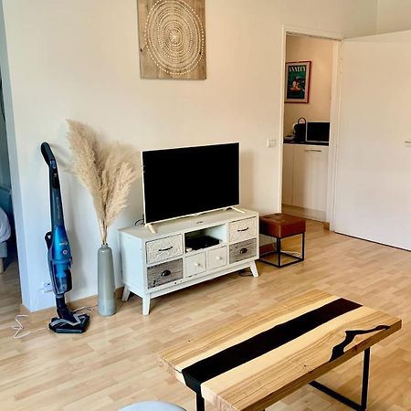 Sully II - Apartment Of 33 Sqm With Parking 400M From Lake Άννεσι Εξωτερικό φωτογραφία